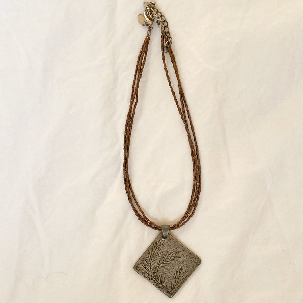 Chico’s etched metal pendant necklace